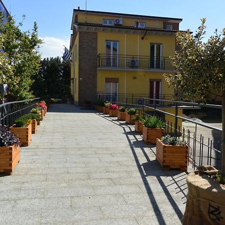Pavia Ostello Экстерьер фото